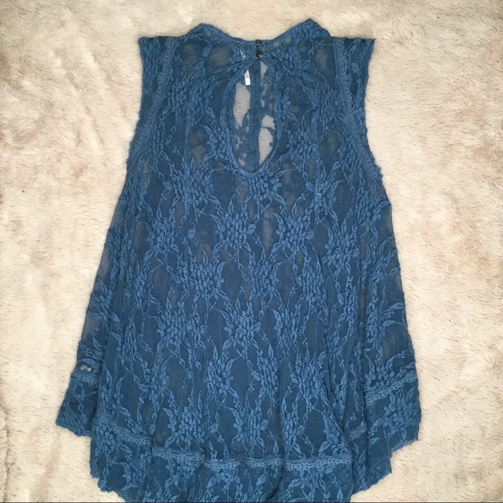 Free People Sheer Blue Floral Boho Sleeveless Top Size Small Cute Hippie - Picture 6 of 8